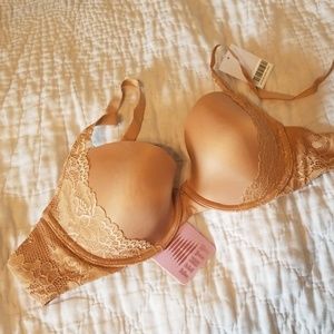 Fenty bra